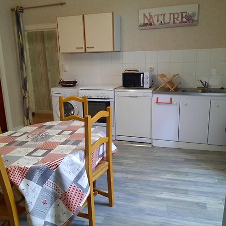 Gite De L Aspre Fontanges Exteriör bild