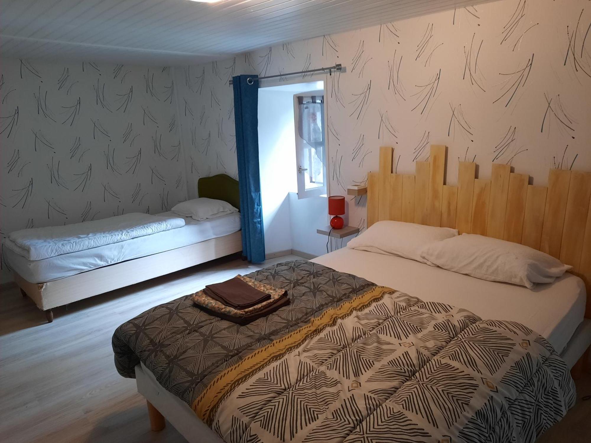 Gite De L Aspre Fontanges Exteriör bild